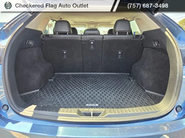Used 2020 Eternal Blue Mica Mazda Grand Touring image 15