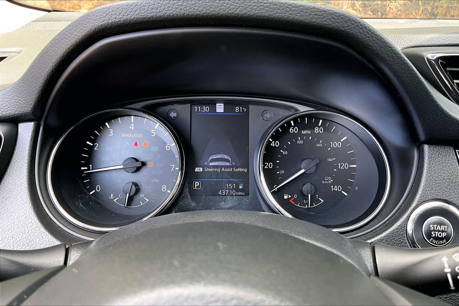 Used 2022 Brilliant Silver Metallic Nissan SL image 26