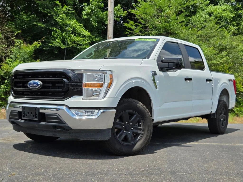 Used 2022 White Ford XLT image 24