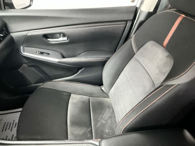 Used 2021 White Nissan SR image 25