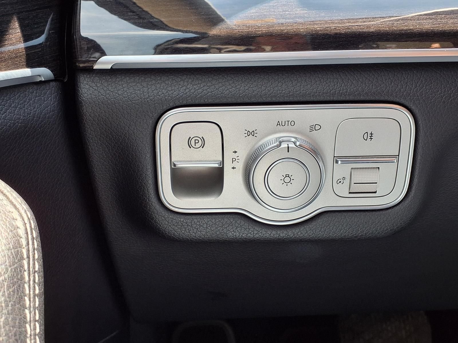 Used 2023 Polar White Mercedes-Benz GLS 450 image 24