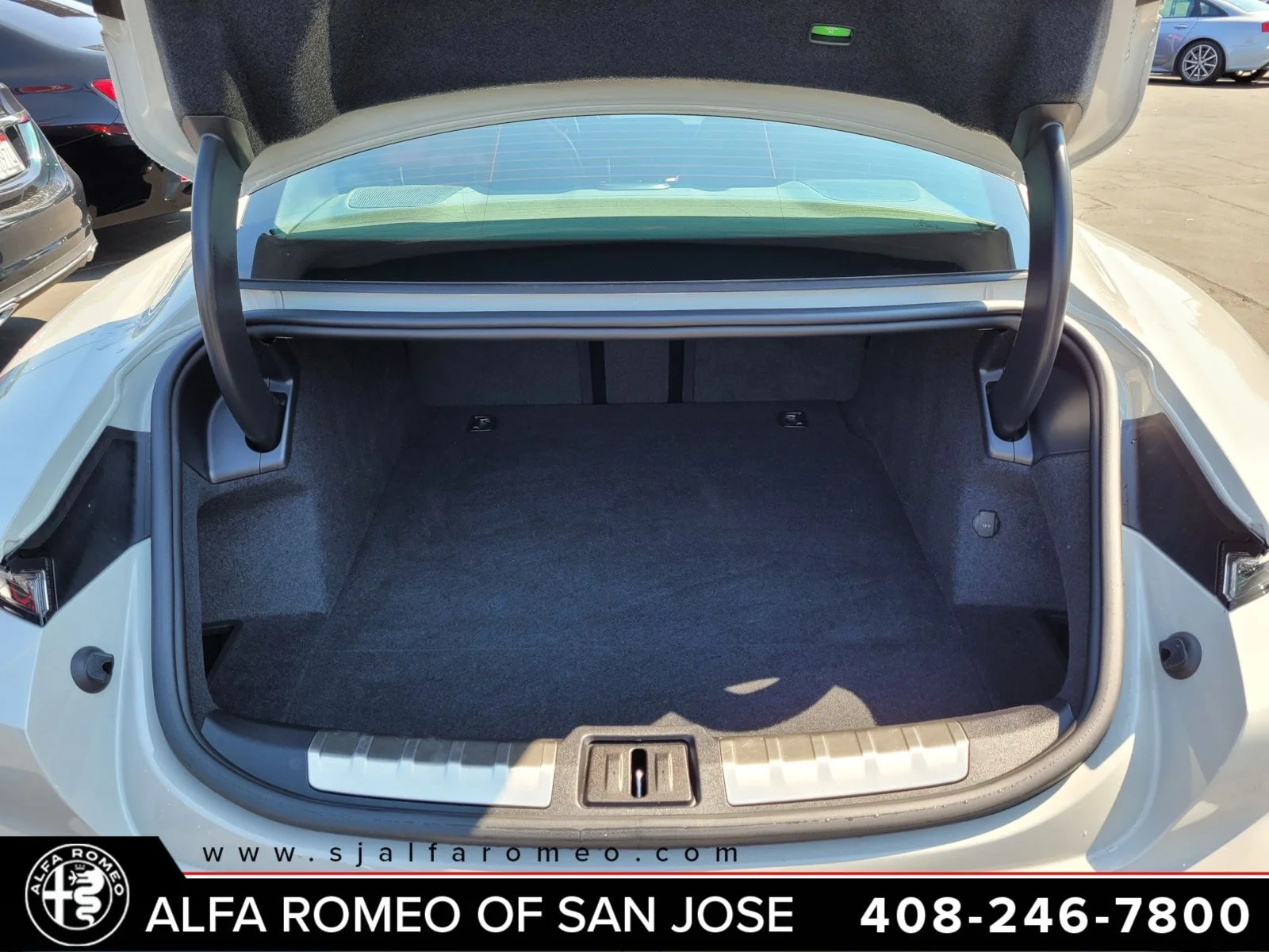 Used 2021  Porsche 4S image 6