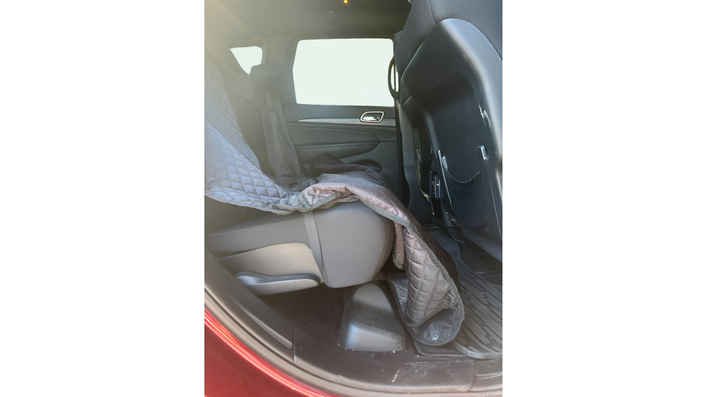 Used 2017 Red Jeep Laredo image 16