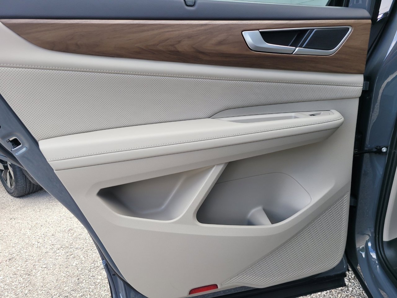 New 2026 Pure Gray Volkswagen SE w/Technology image 9