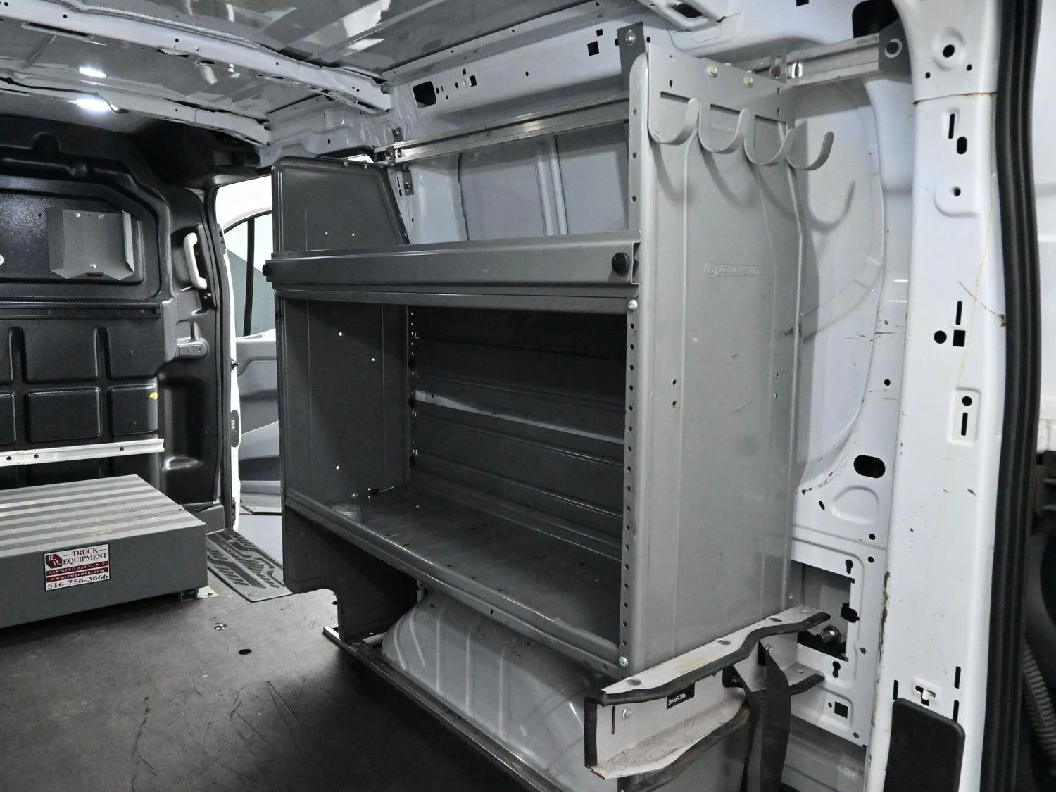 Used 2019  Ford 250 image 10