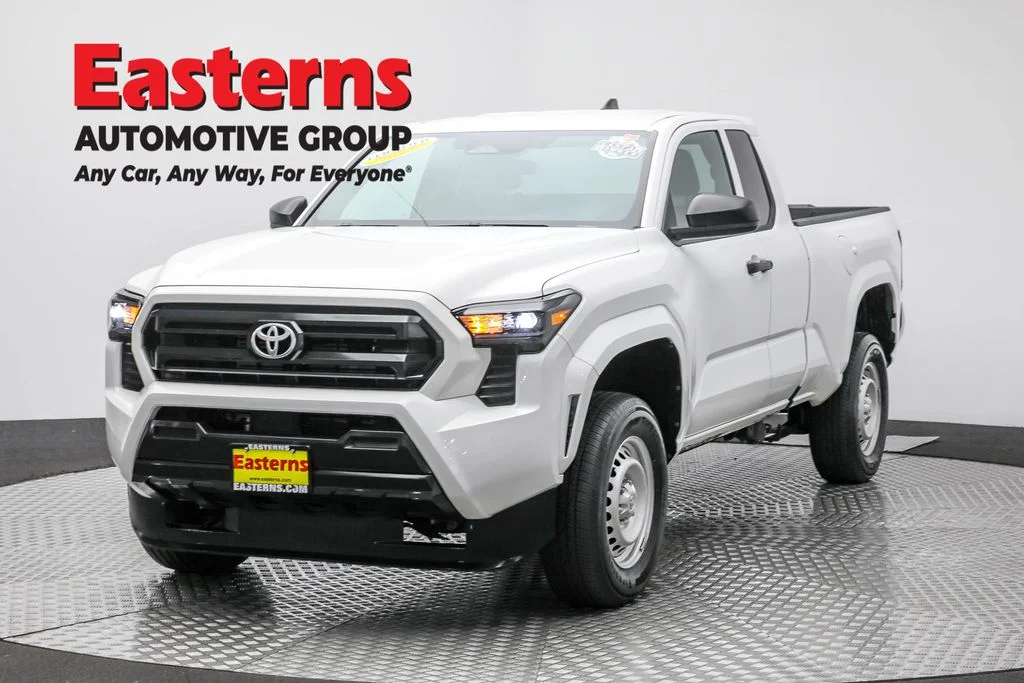 Used 2024 White Toyota SR image 20