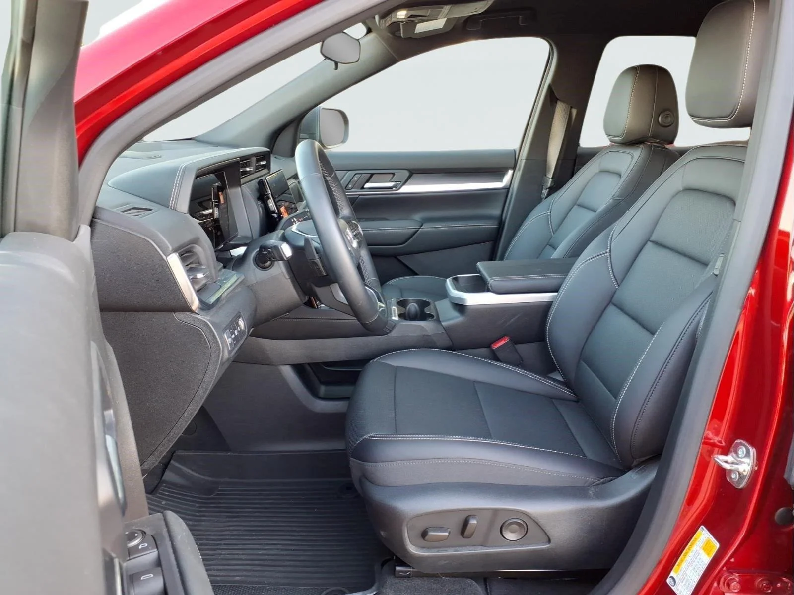Used 2026 Volcanic Red Tintcoat GMC Elevation image 17