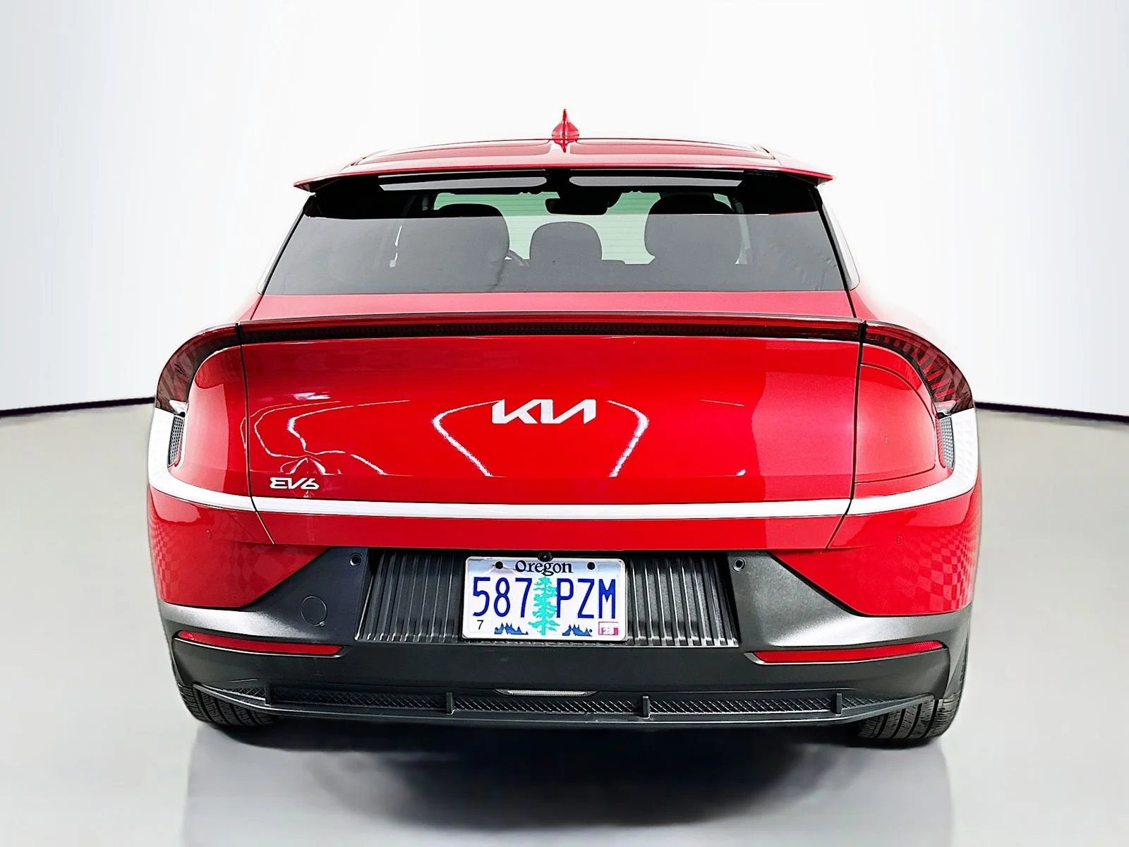 Used 2024 Runway Red Kia Light image 7