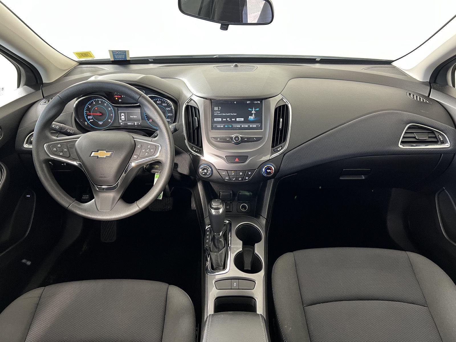Used 2016 Silver Ice Metallic Chevrolet LT image 17