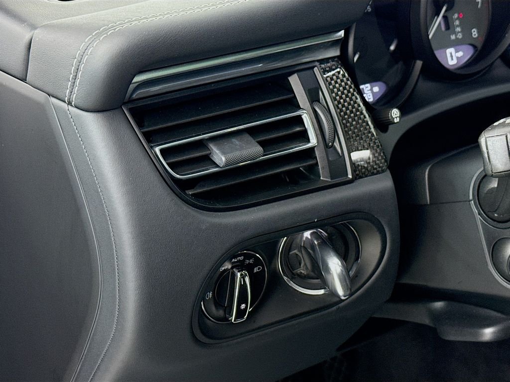 Used 2023  Porsche GTS image 11