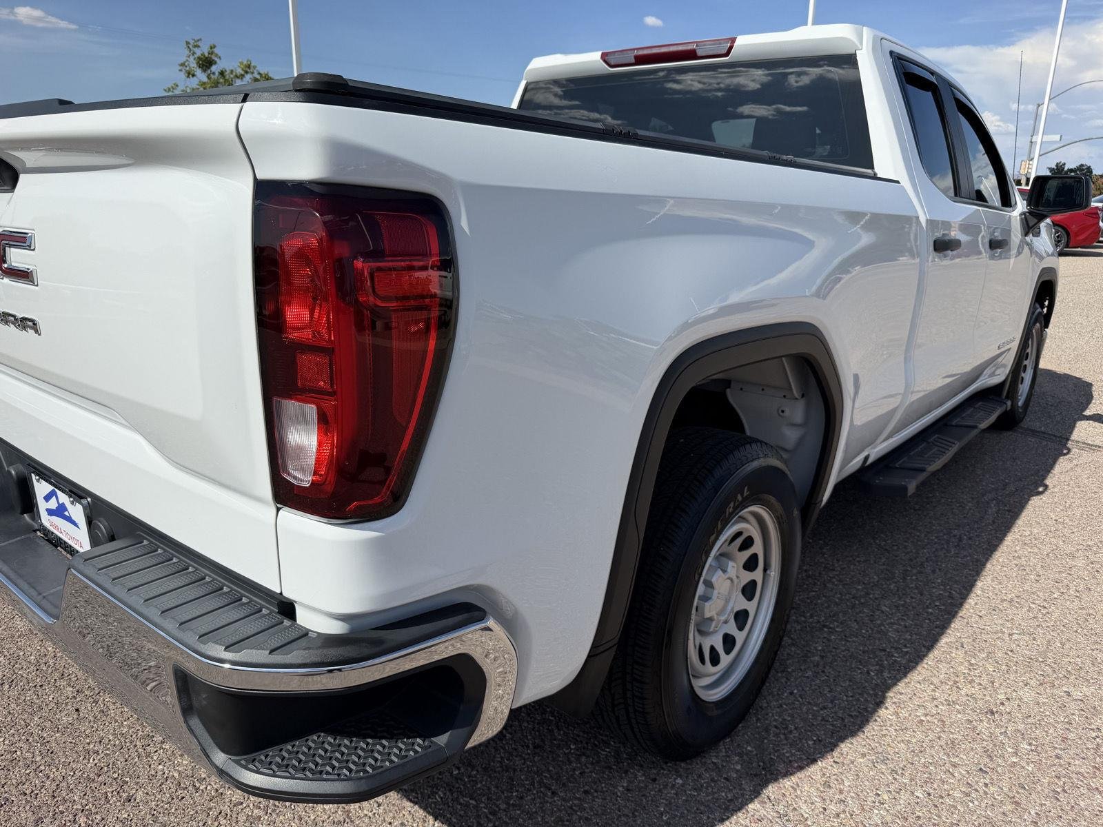 Used 2023 Summit White GMC Pro image 13