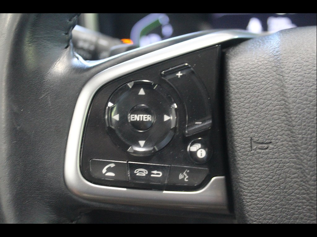 Used 2020 Lunar Silver Metallic Honda Touring image 26