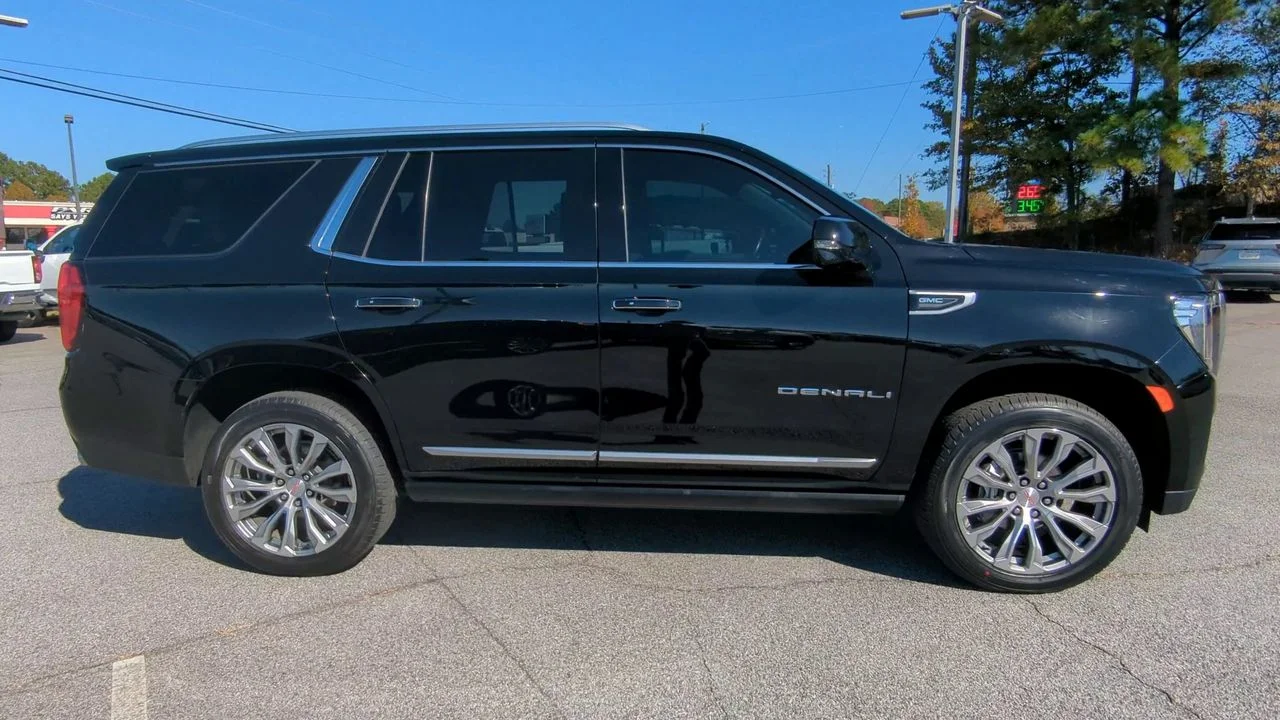 2021 GMC Yukon Denali - Photo 36