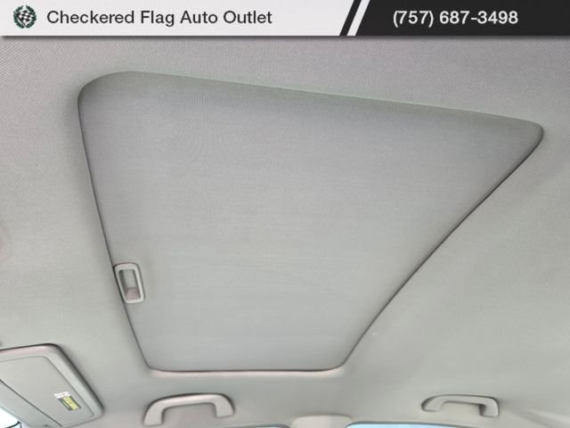 Used 2010 Alabaster Silver Metallic Honda EX-L image 9