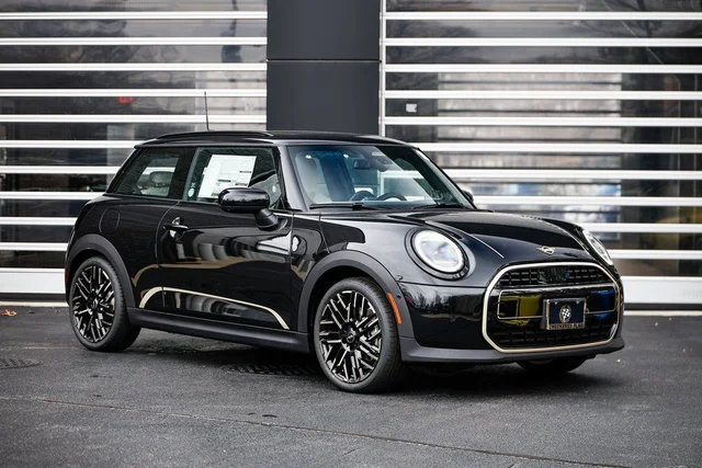 2026 MINI Cooper 