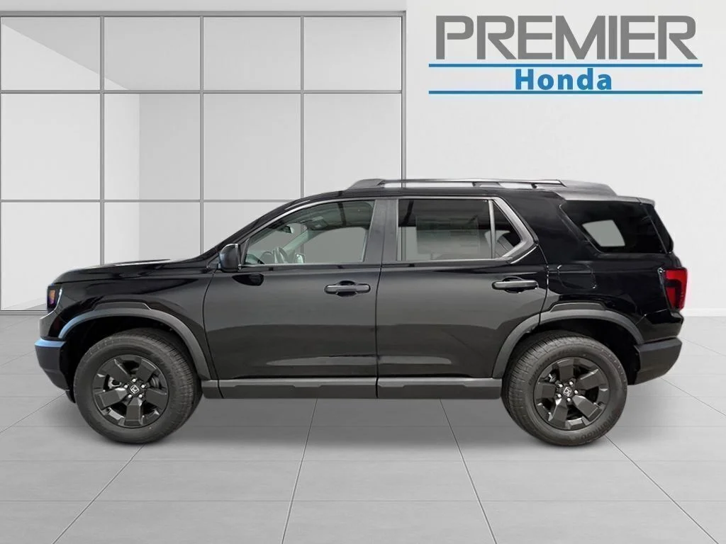 New 2026 Crystal Black Pearl Honda RTL image 2