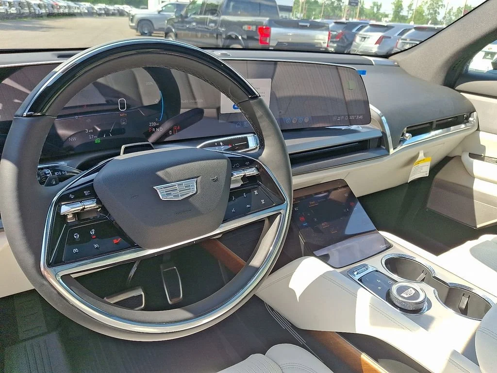 2026 Cadillac VISTIQ Luxury - Photo 18
