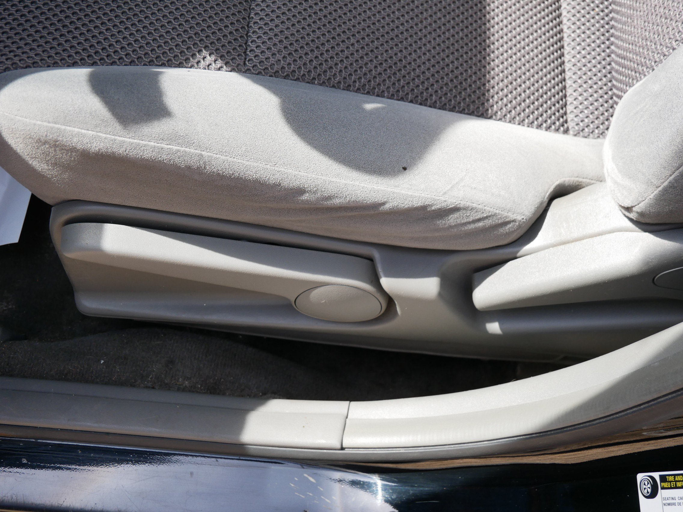 Used 2007 Black Nissan  image 19