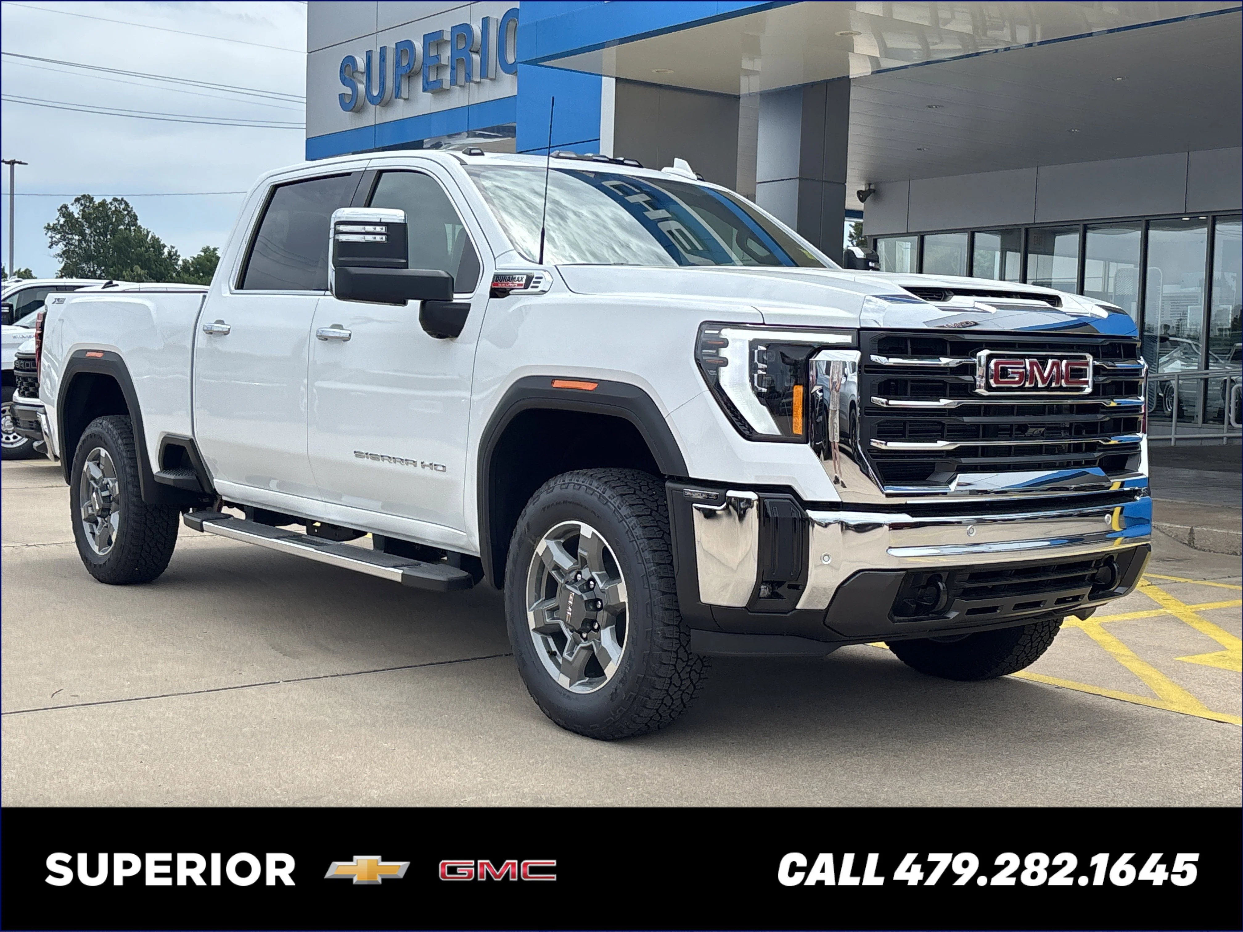 2026 GMC Sierra 4WD Crew Cab Standard Box SLT's photo