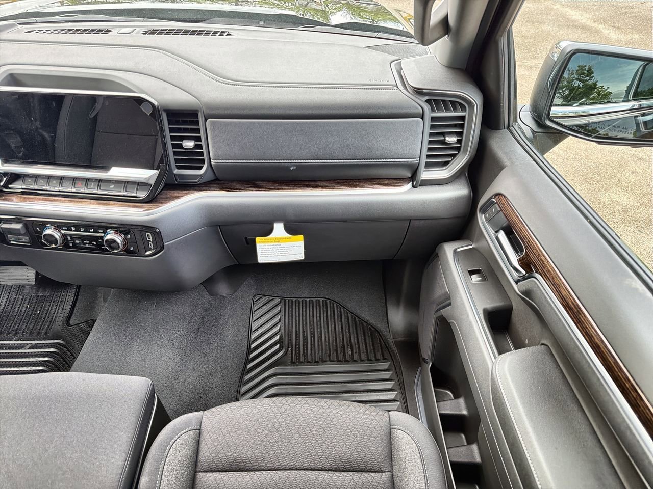 New 2026 Onyx Black GMC SLE image 24
