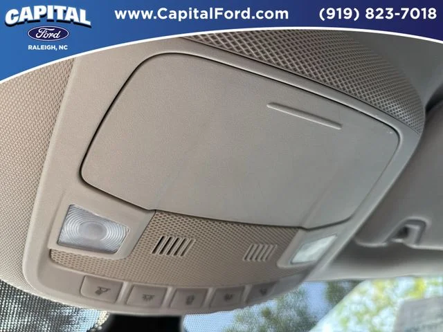 Used 2023 Gray Ford SEL image 33