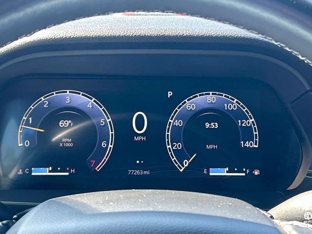 Used 2021 White Jeep Altitude image 23