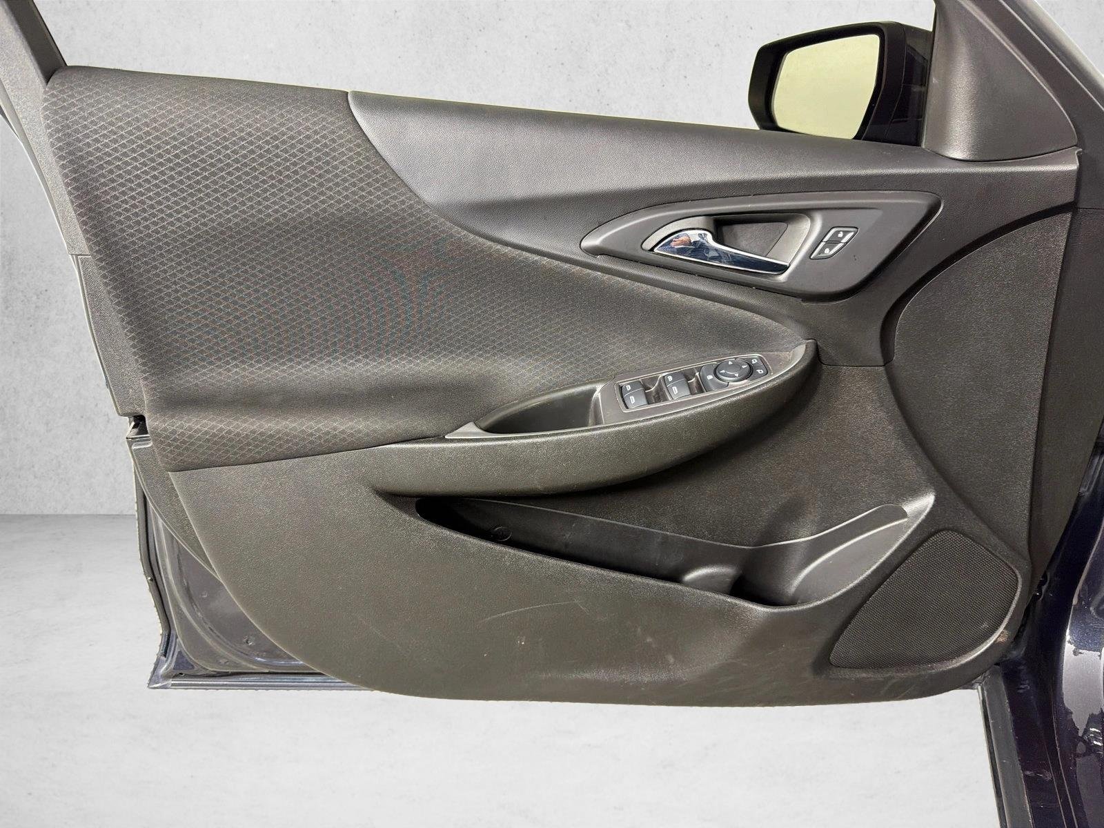 Used 2023 Dark Ash Metallic Chevrolet LT image 10