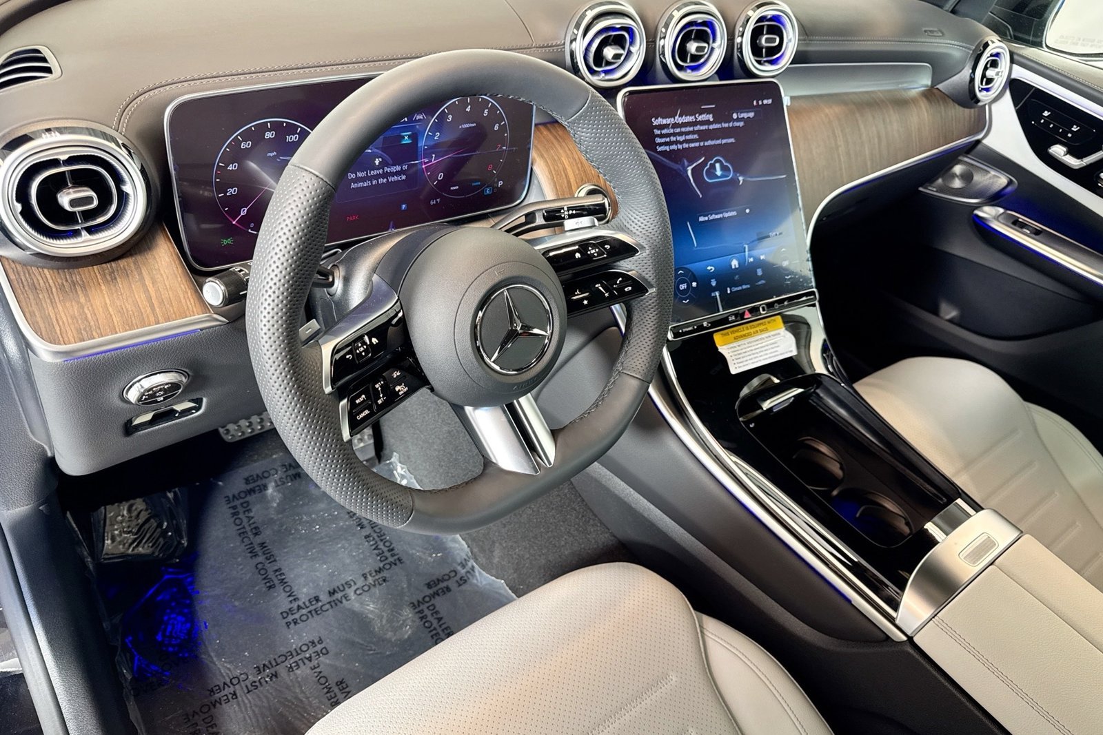 New 2026 Obsidian Black Metallic Mercedes-Benz GLC 300 image 9