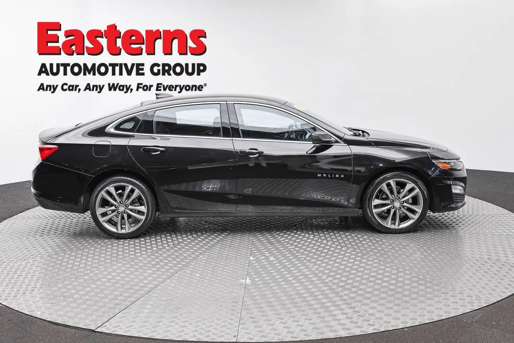 Used 2025 Black Chevrolet LT image 4