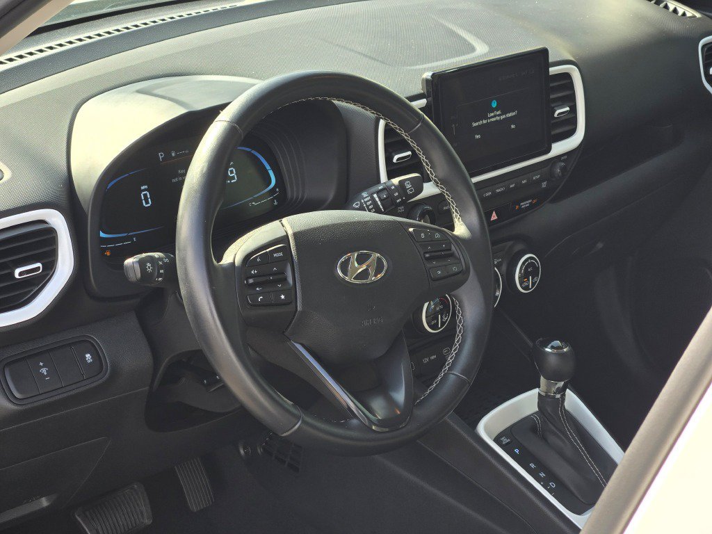 Certified Used 2023 Lunar Hyundai Limited image 20