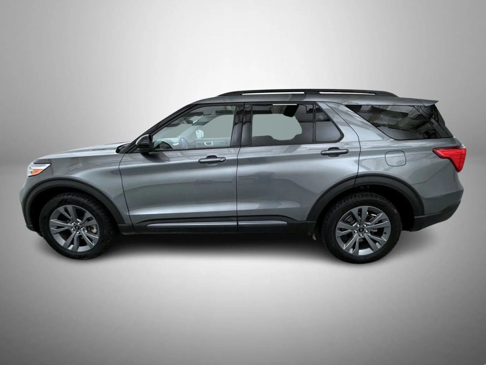 Used 2023 Gray Ford XLT image 8