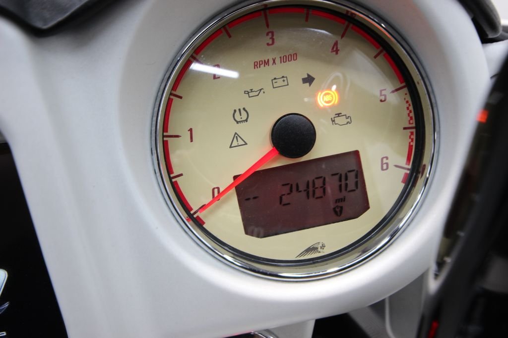 Used 2017 White Indian N17TCNAAAS image 16