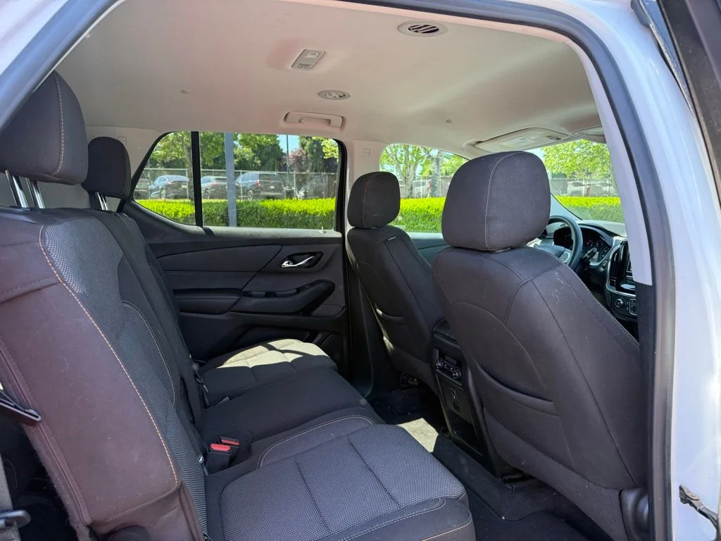 Used 2020 Summit White Chevrolet LS image 20