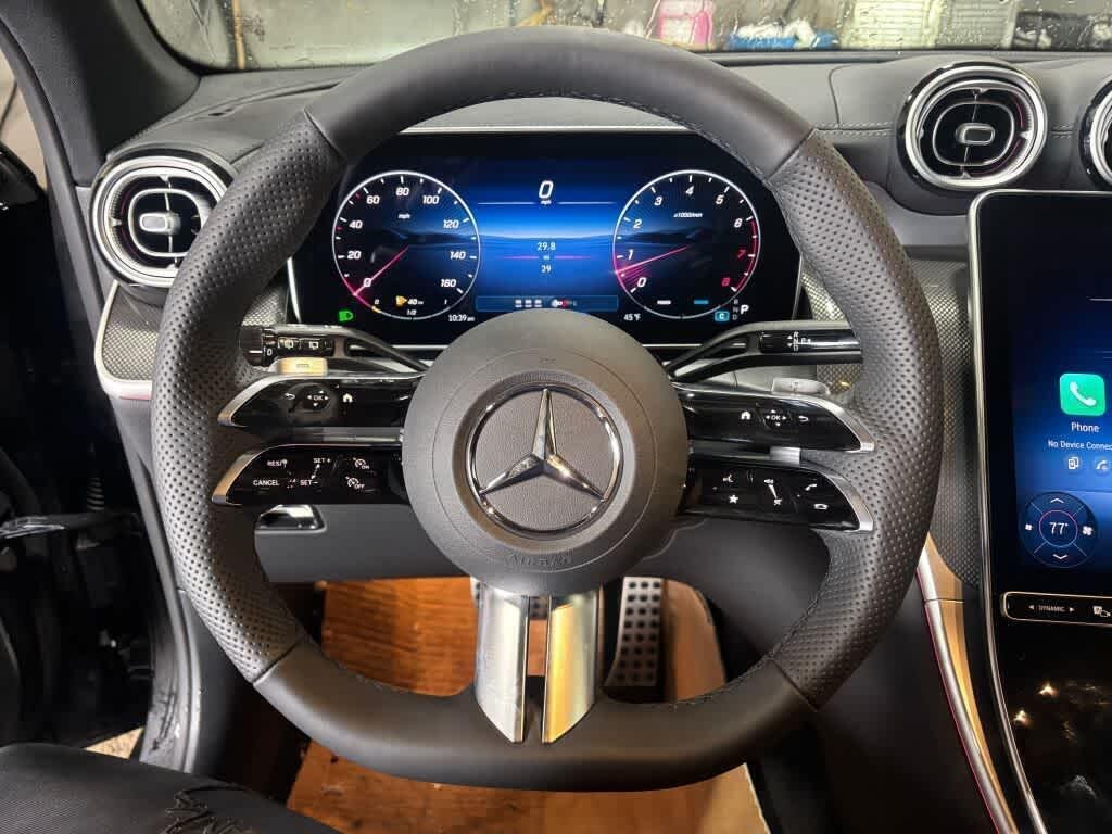 New 2026 2040/Black Mercedes-Benz GLC 300 image 17
