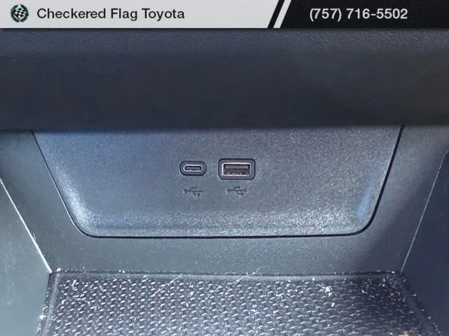 Used 2025 Lakeshore Blue Metallic Chevrolet LT image 15