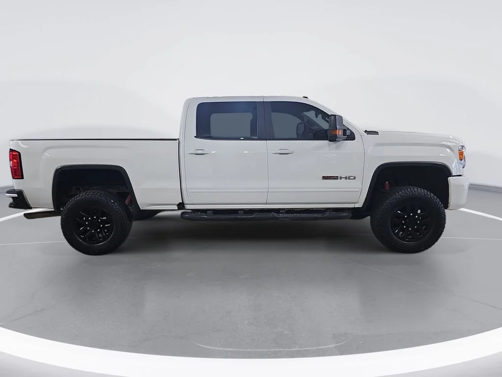 Certified Used 2018 White GMC SLT image 2