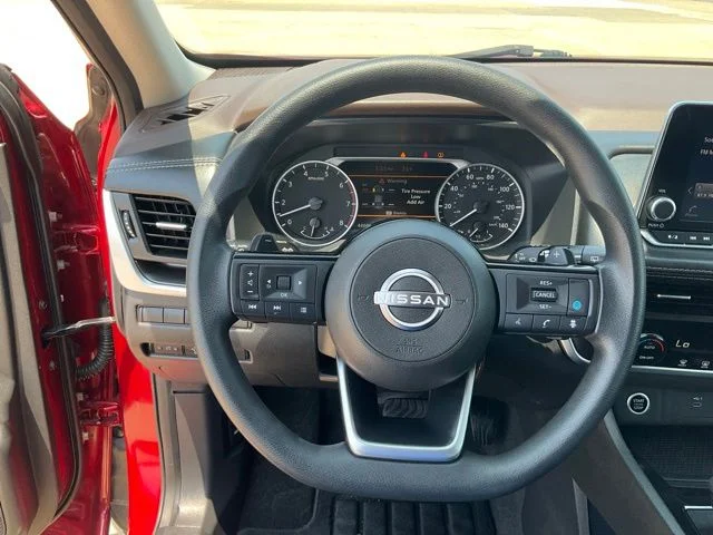 Used 2023 Red Nissan SV image 9