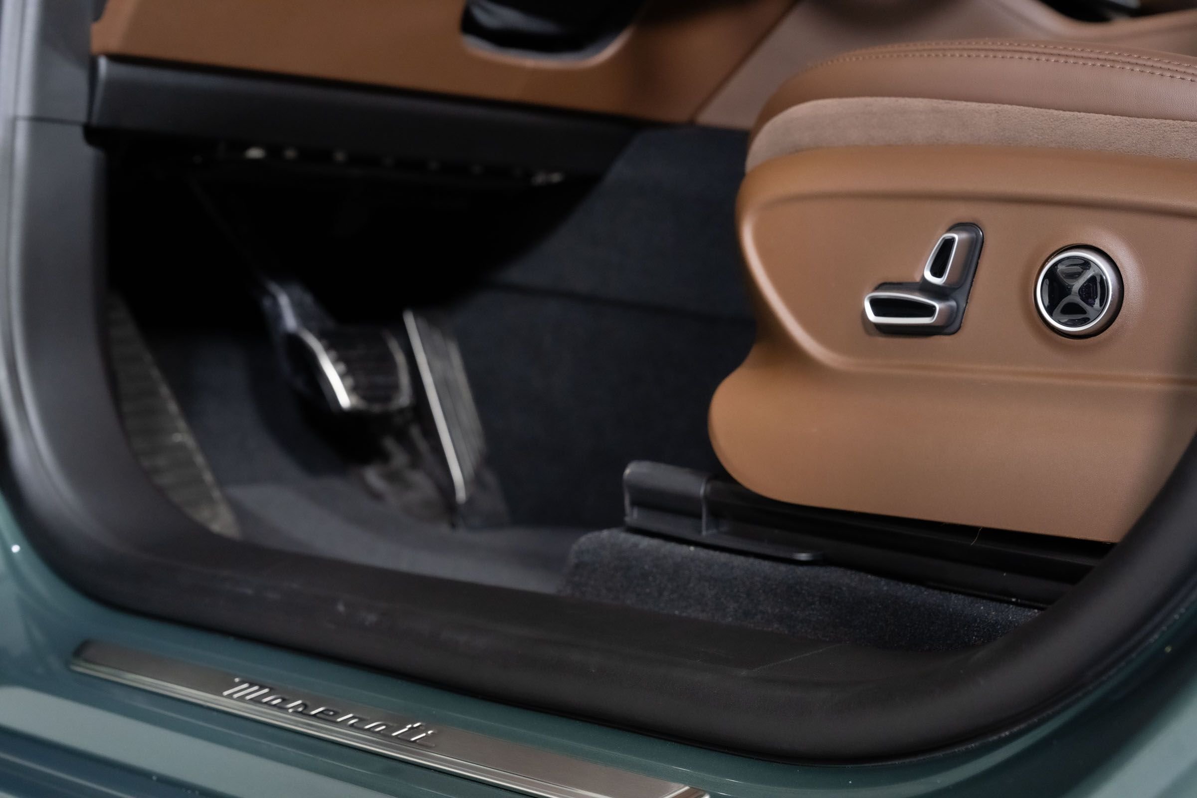 2026 Maserati Grecale Modena V6 - Photo 23