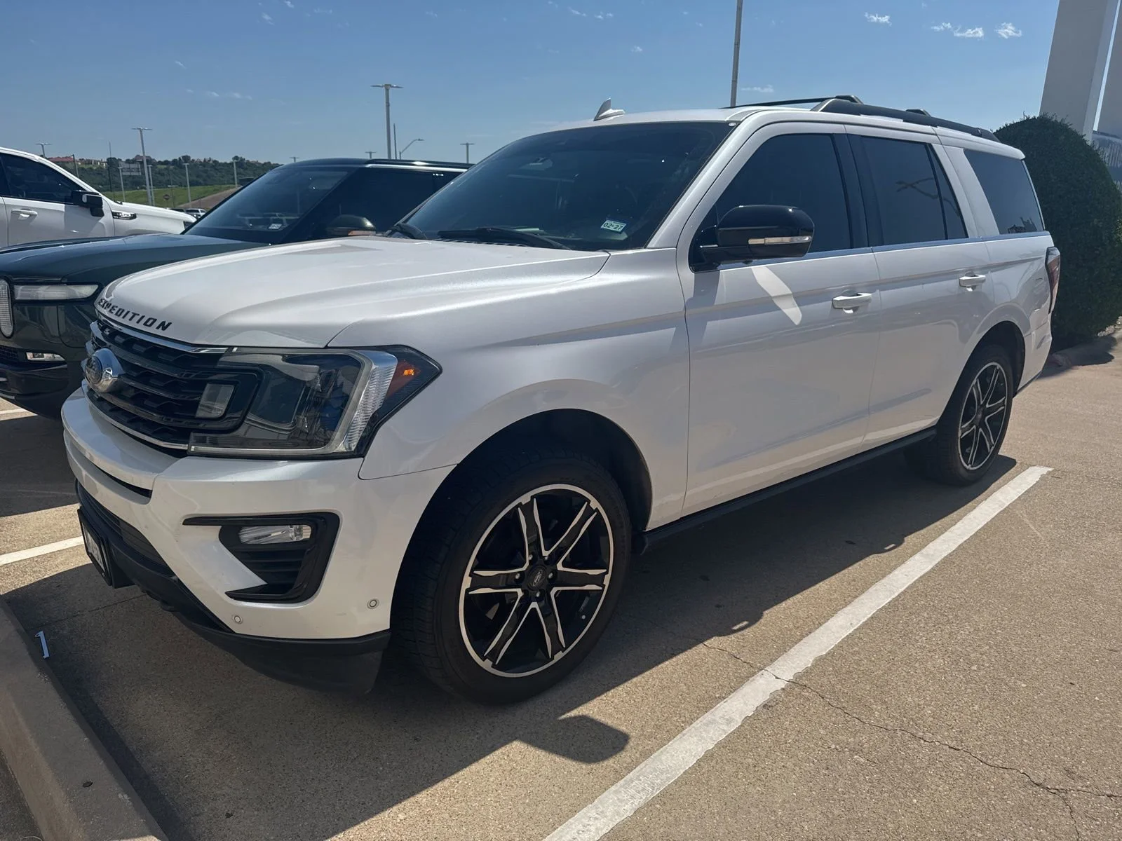 2019 Ford Expedition Limited 4X4's photo