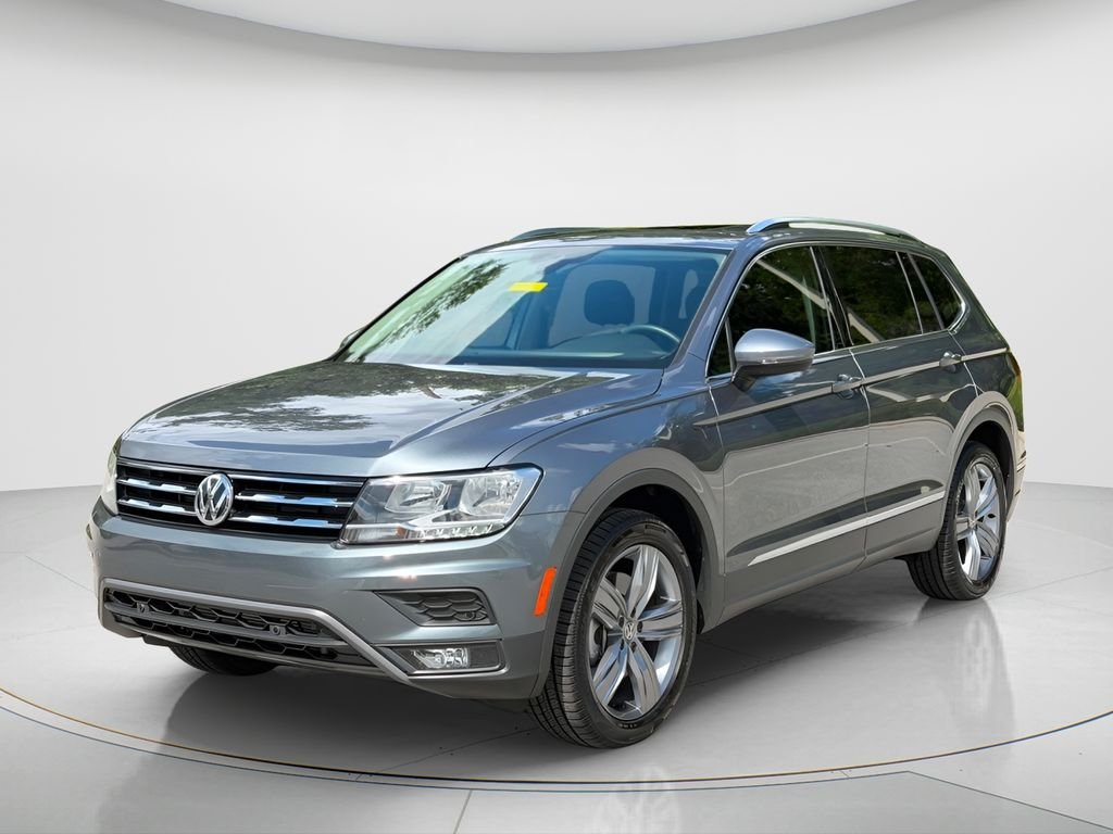 Used 2021 Gray Volkswagen 2.0T SEL image 1