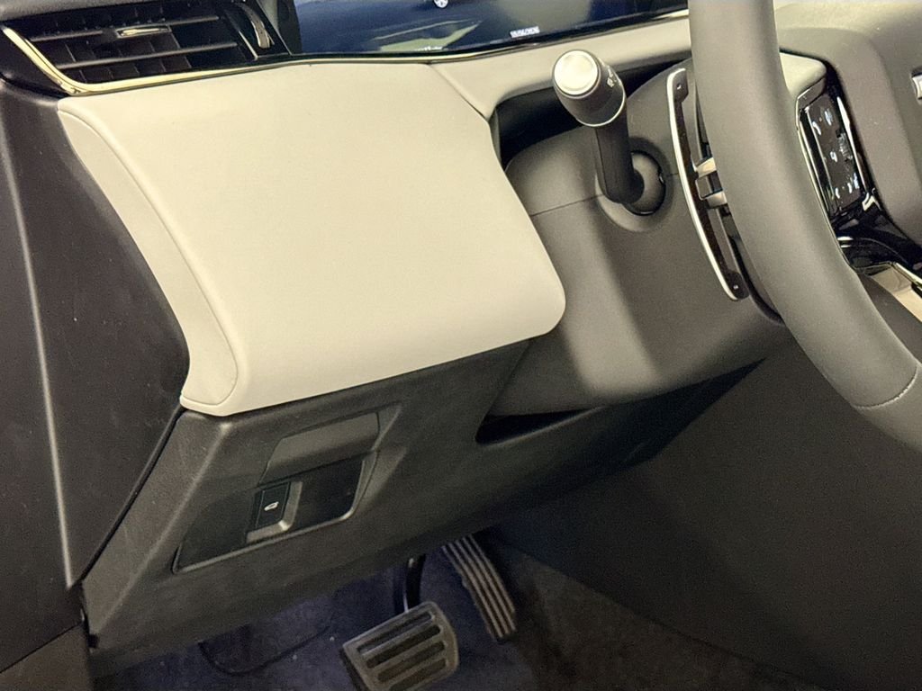 New 2026 Tribeca Blue Land Rover Core S image 10