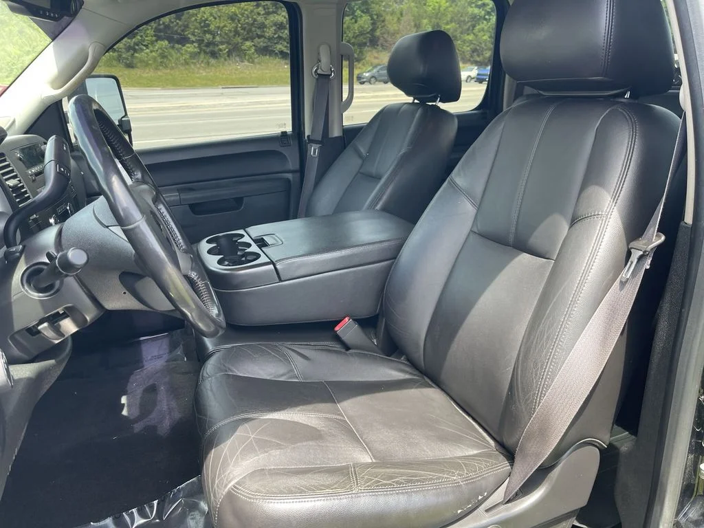 Used 2014 Black Chevrolet LT image 15