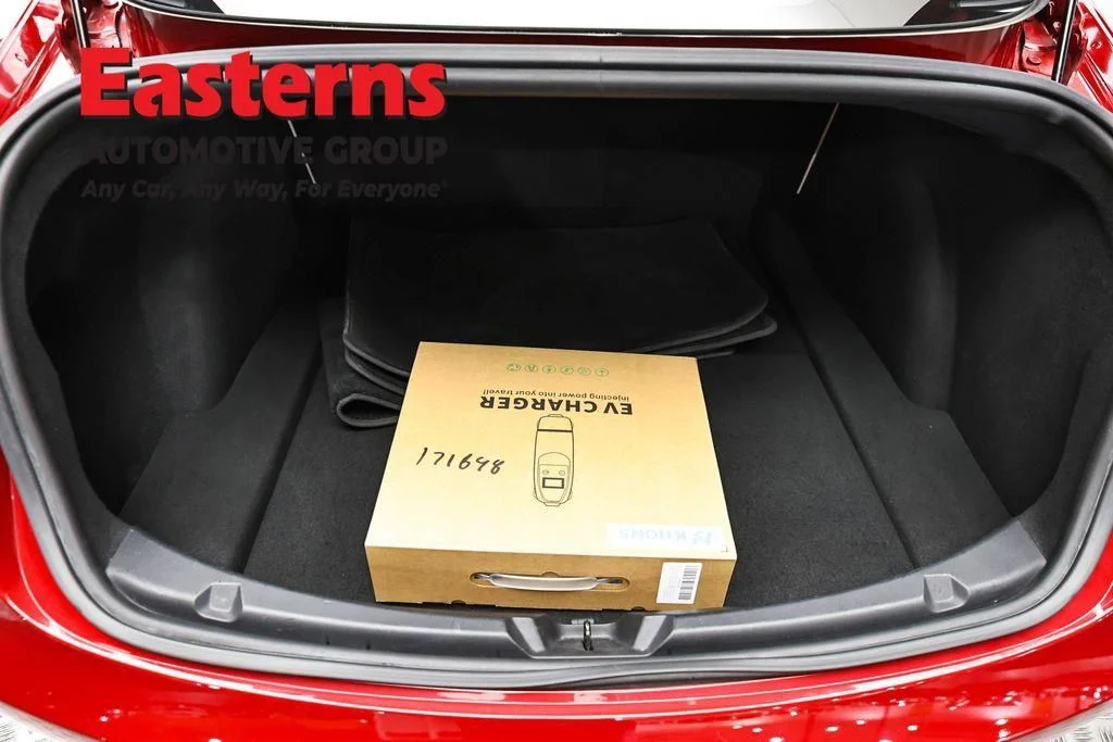 Used 2018 Red Tesla Long Range image 10