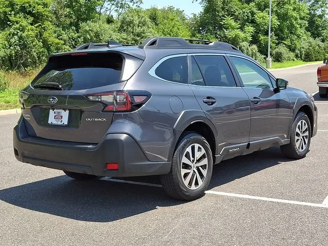 Used 2025 Gray Subaru Premium image 7
