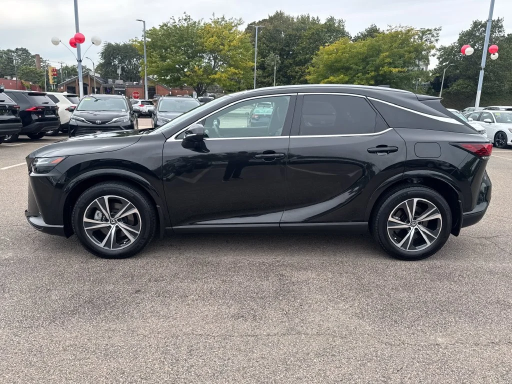 Used 2024 Black Lexus 350 Premium image 4