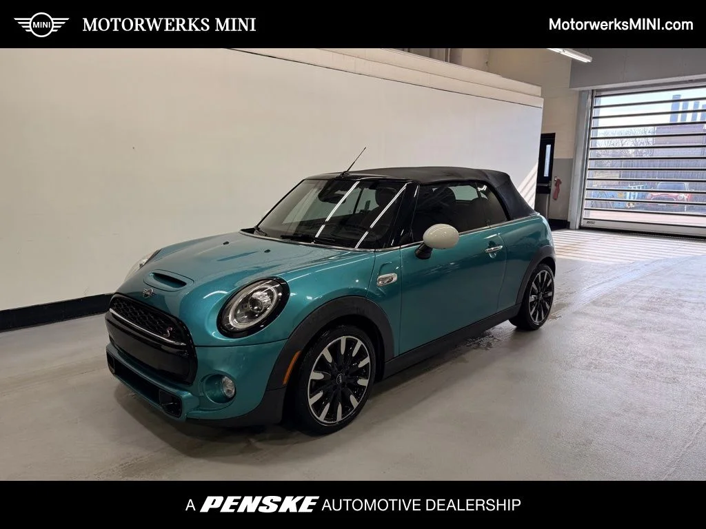 2019 MINI Convertible Cooper S Iconic's photo