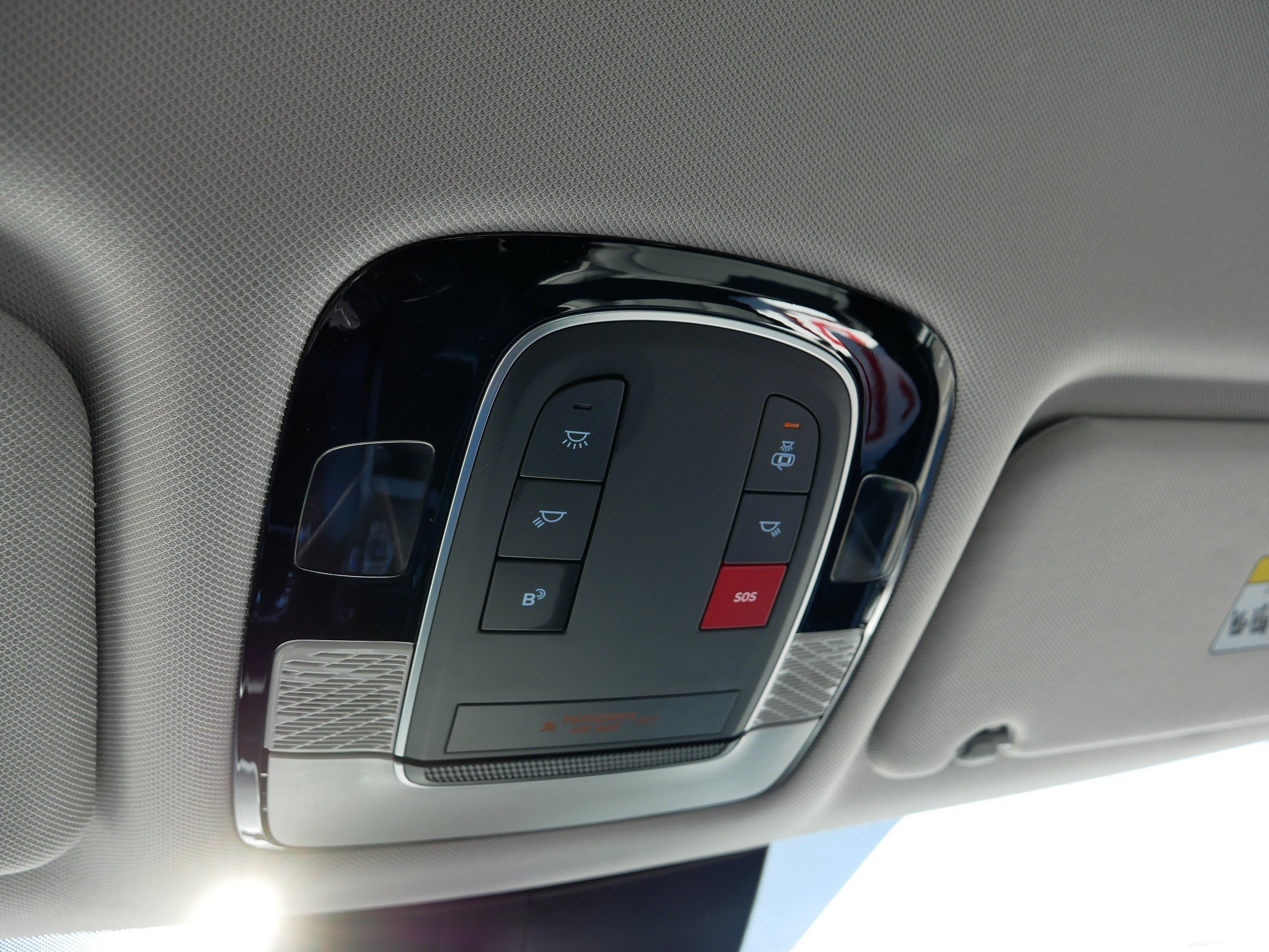 Certified Used 2025 Typhoon Silver Hyundai SEL image 32