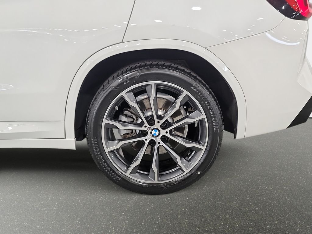 Used 2023 Alpine White BMW sDrive30i image 32
