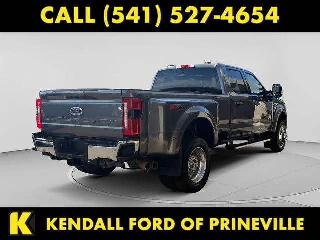 Used 2025 Gray Ford Lariat image 5