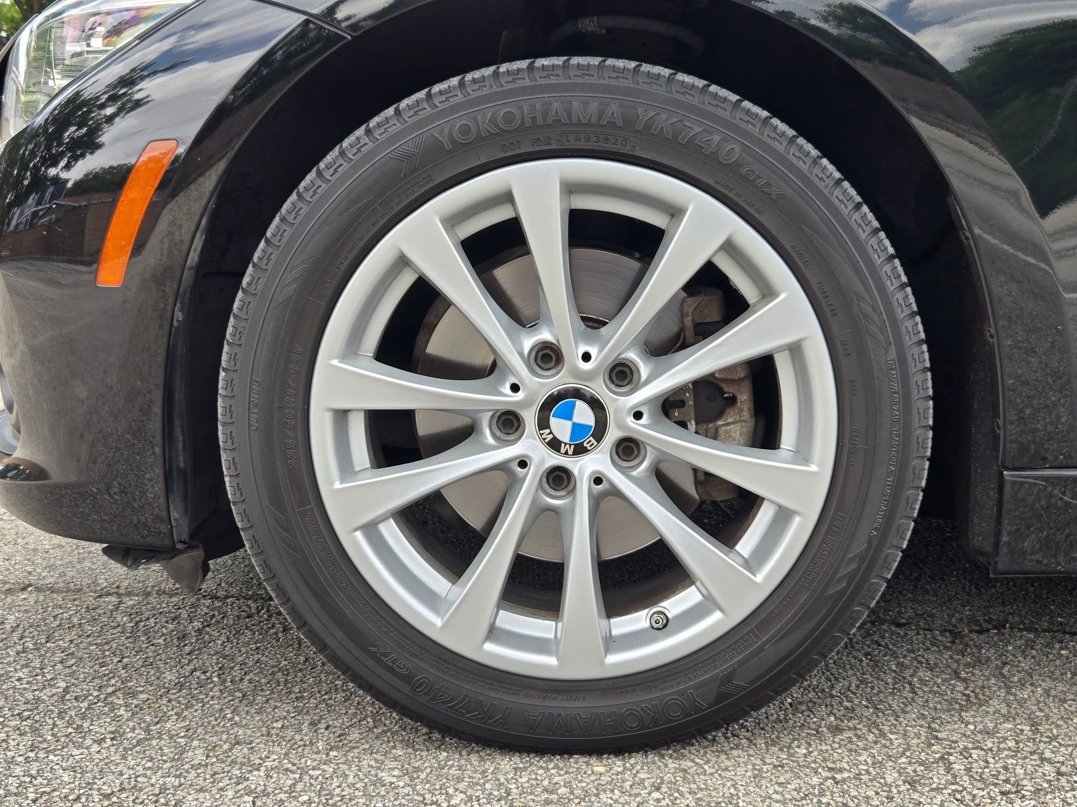 Used 2018 Black BMW 320i image 28